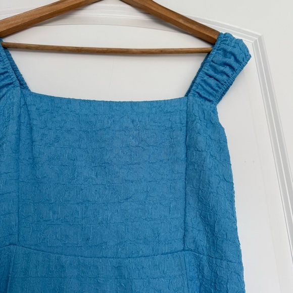 ASTR the Label Crinkle Maxi
Dress size medium - Picture 3 of 7